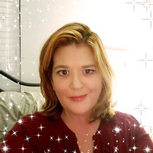 Meet your Posher, Abigail